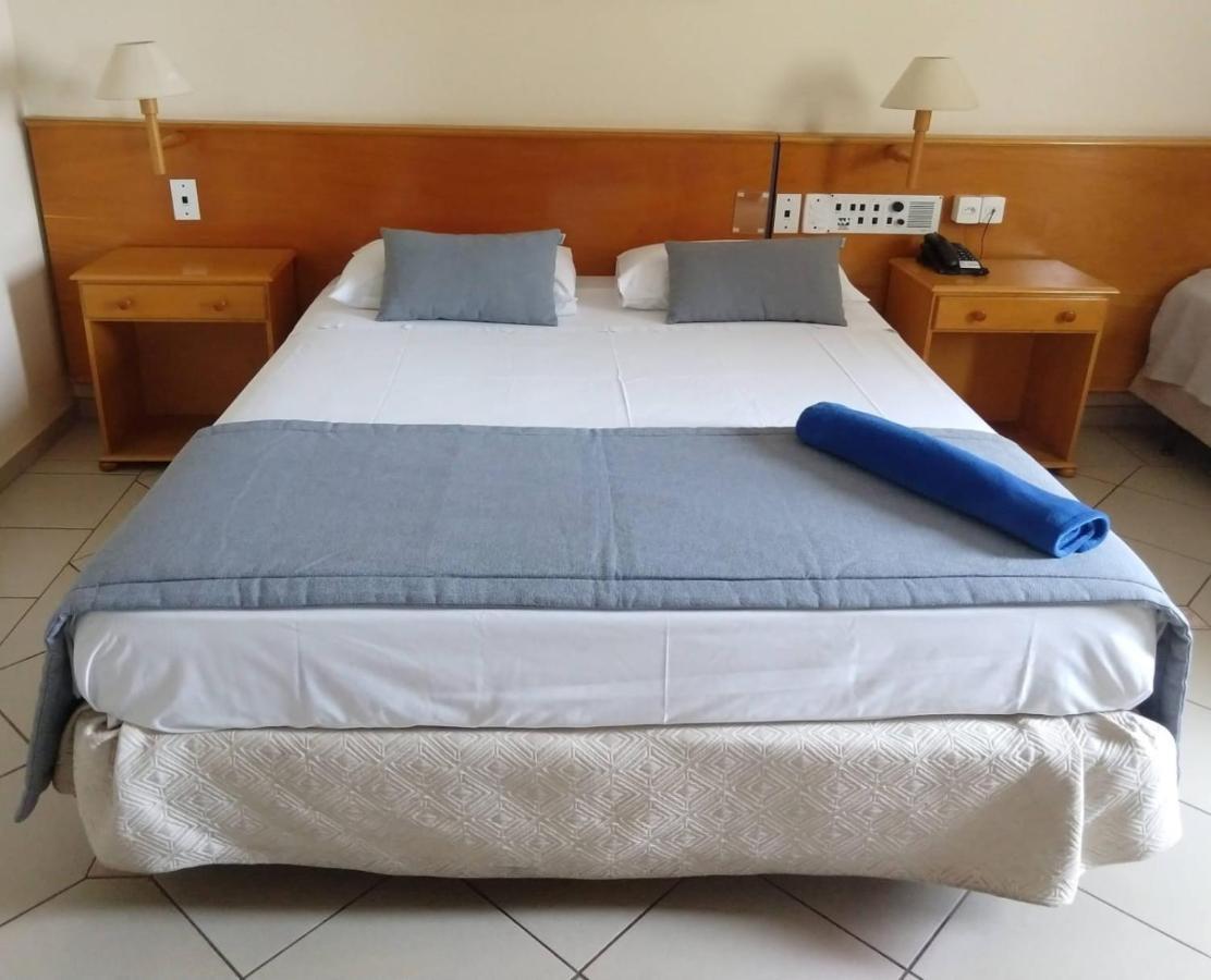 Jaguary Hotel Sumaré Exteriör bild