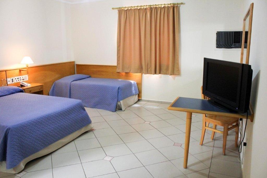 Jaguary Hotel Sumaré Exteriör bild