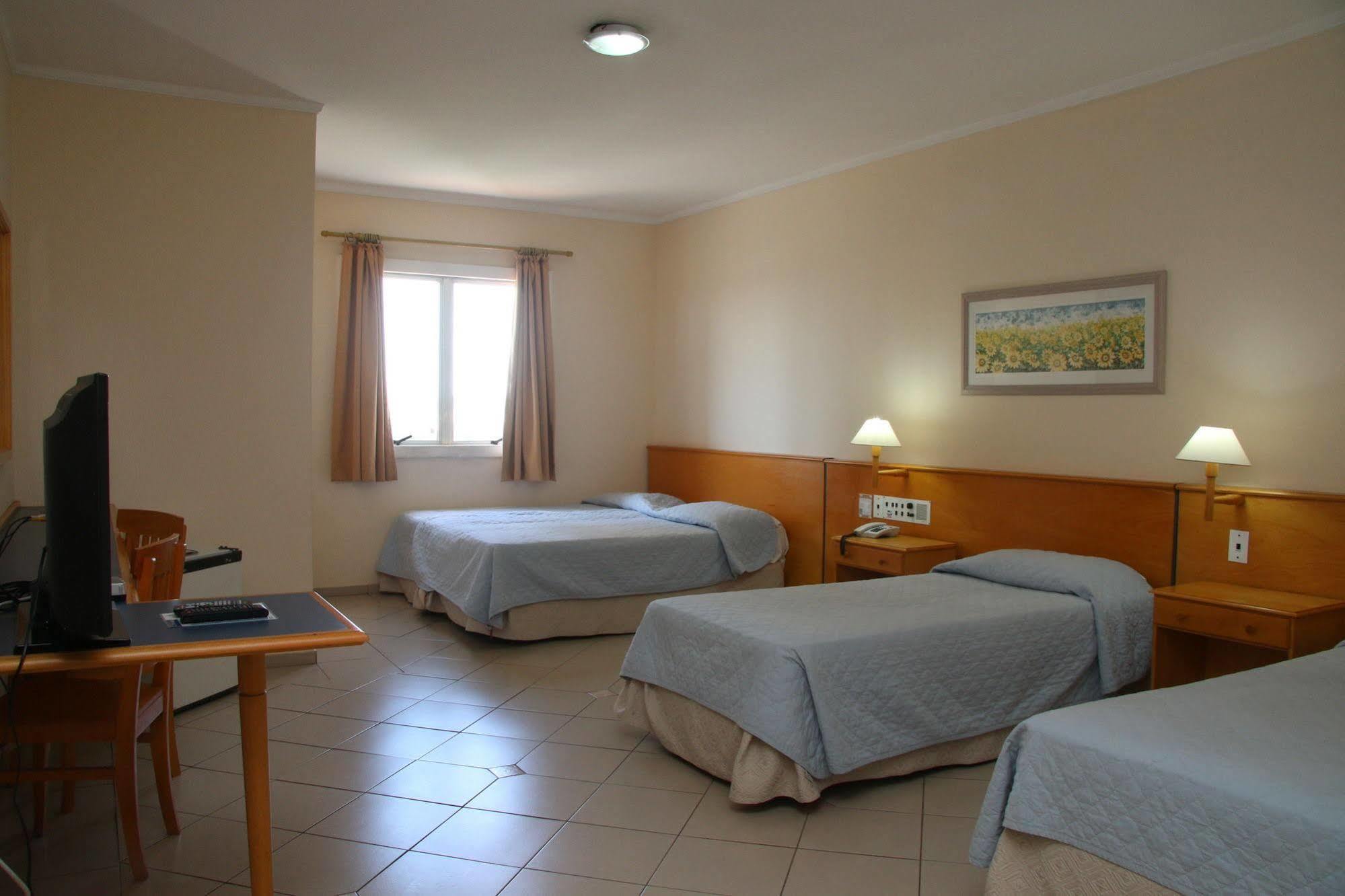 Jaguary Hotel Sumaré Exteriör bild